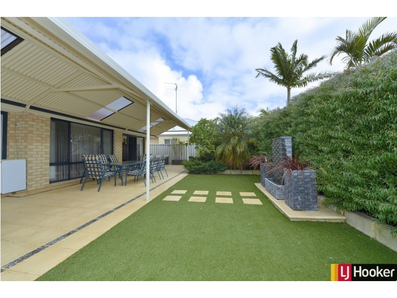 7 Vlamingh Gate, Dudley Park WA 6210