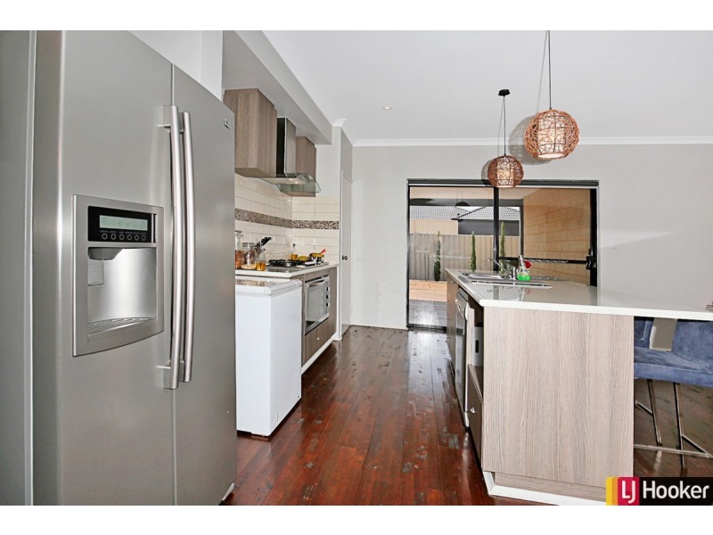 46 Cawana Parkway, Lakelands WA 6180