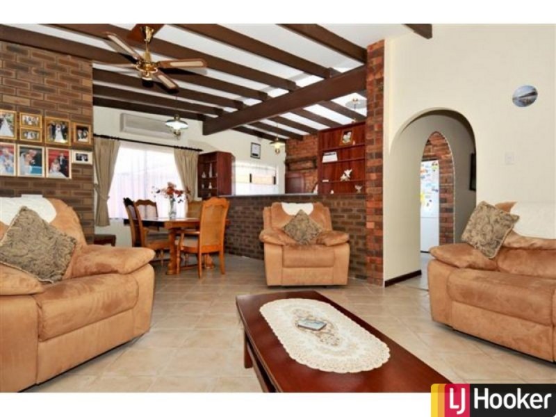 6 Ninda Street, Coodanup WA 6210