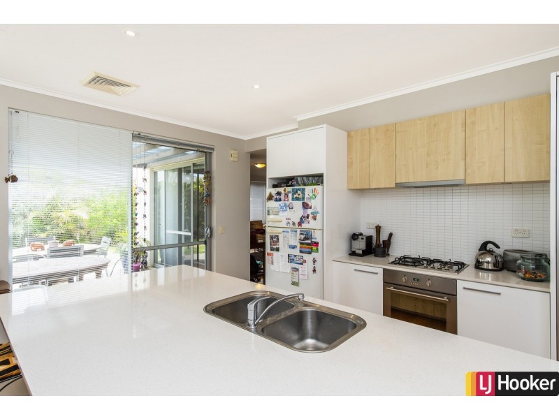 3 Arcot Court, Meadow Springs WA 6210