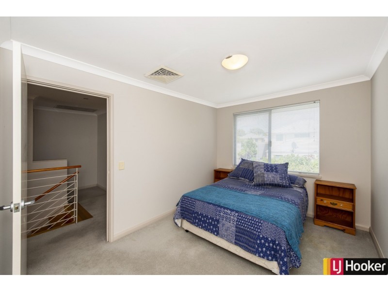 3 Arcot Court, Meadow Springs WA 6210