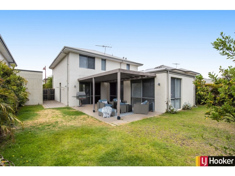 3 Arcot Court, Meadow Springs WA 6210