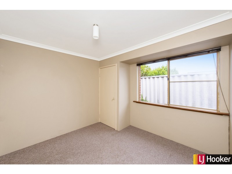 9 Waterfall Cove, Greenfields WA 6210