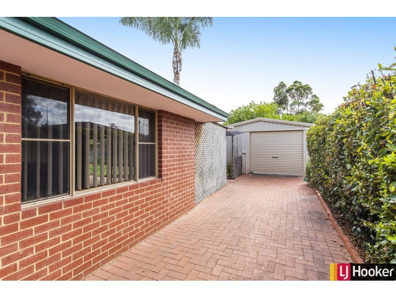 9 Waterfall Cove, Greenfields WA 6210