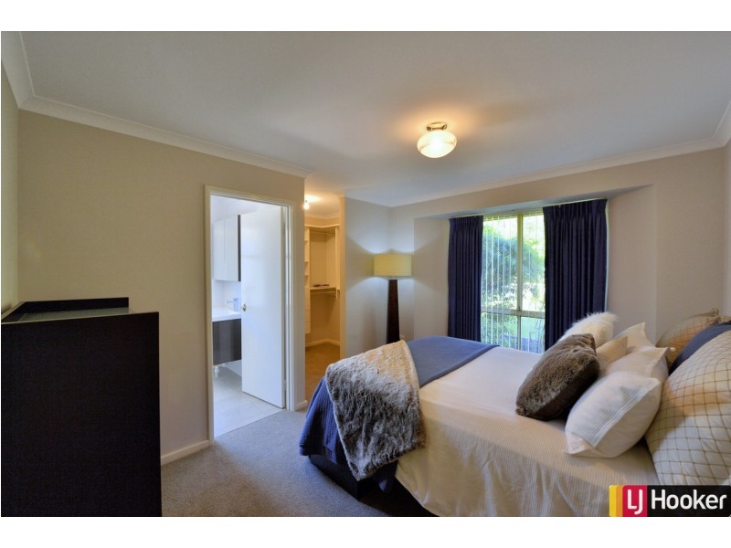 31 Pentland Crescent, Dudley Park WA 6210