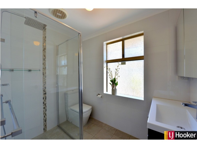 31 Pentland Crescent, Dudley Park WA 6210