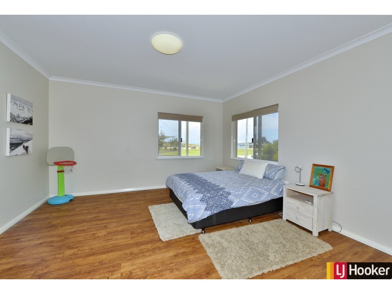 27 Orestes Street, San Remo WA 6210