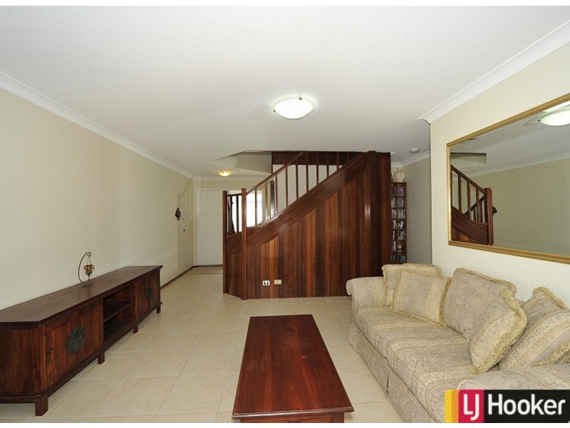 3/4 Soldiers Cove Terrace, Dudley Park WA 6210