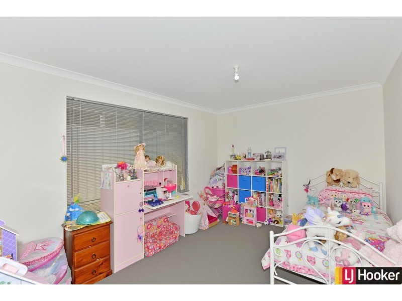 181 Pebble Beach Boulevard, Meadow Springs WA 6210