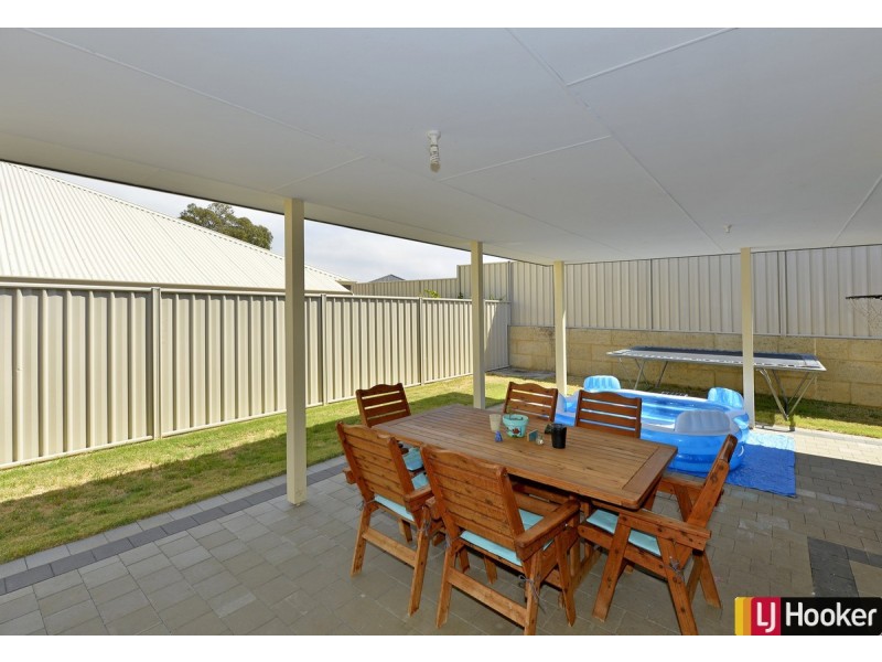 181 Pebble Beach Boulevard, Meadow Springs WA 6210