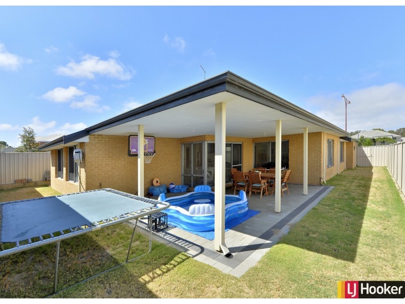 181 Pebble Beach Boulevard, Meadow Springs WA 6210