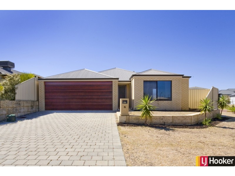 27 Rayner Promenade, Lakelands WA 6180