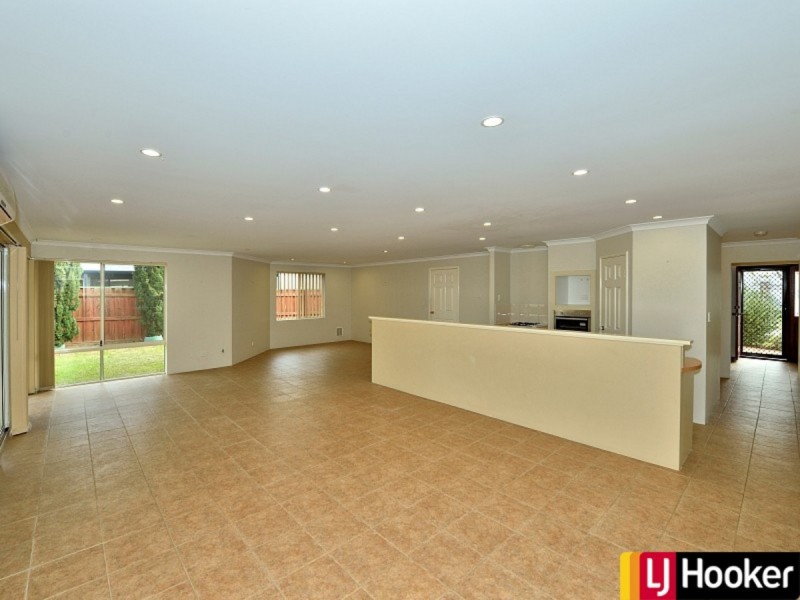 78 Chatsworth Drive, Erskine WA 6210