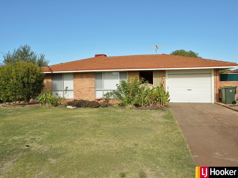 31 Vance Street, Dudley Park WA 6210