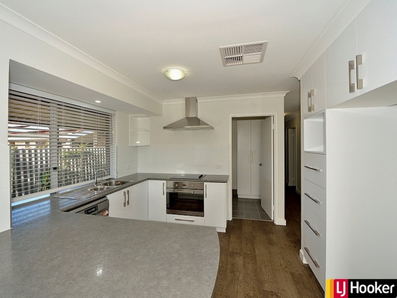 31 Vance Street, Dudley Park WA 6210