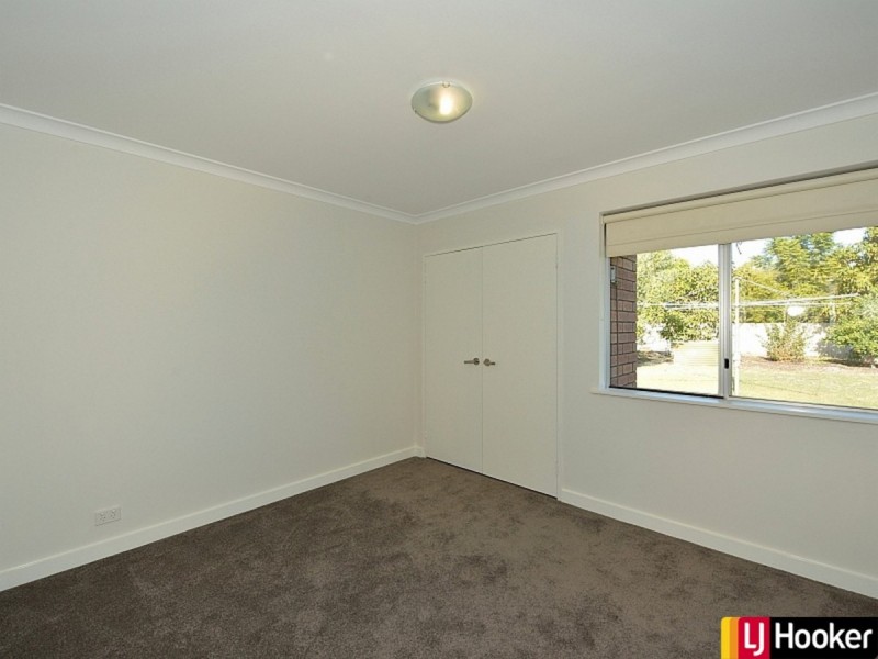 31 Vance Street, Dudley Park WA 6210