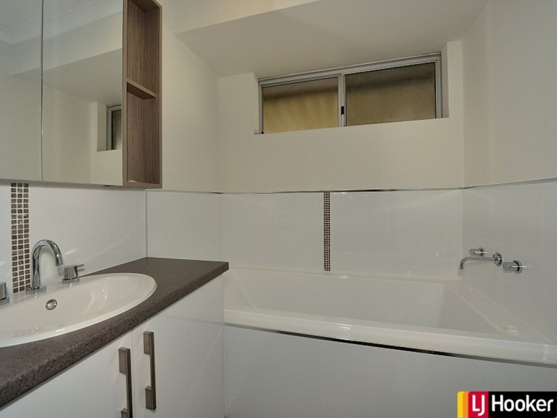 31 Vance Street, Dudley Park WA 6210