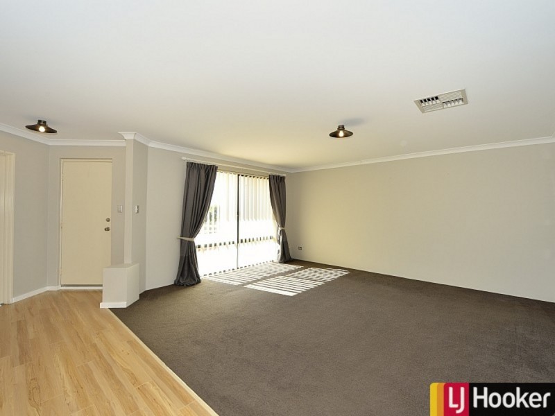 45 Quandong Parkway, Halls Head WA 6210