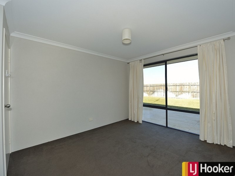 45 Quandong Parkway, Halls Head WA 6210