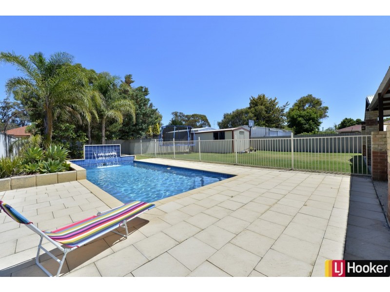 9 Marungi Way, Greenfields WA 6210