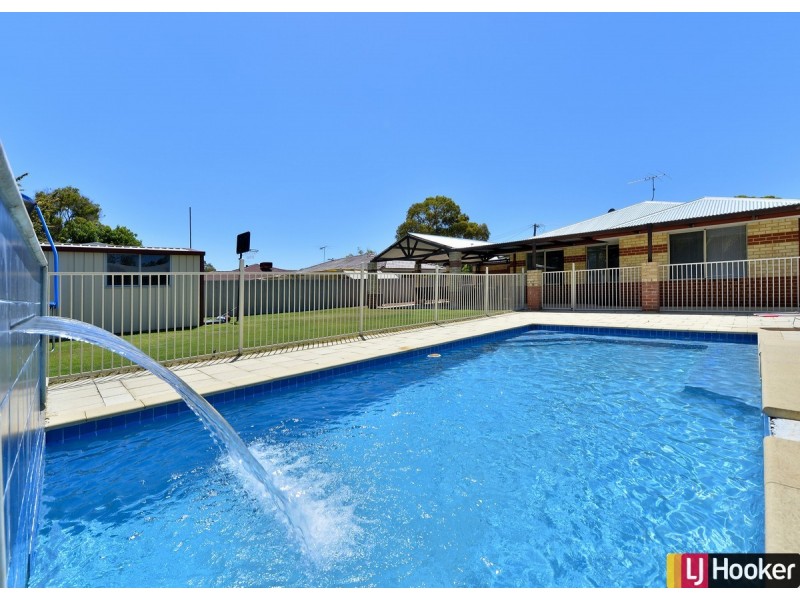 9 Marungi Way, Greenfields WA 6210