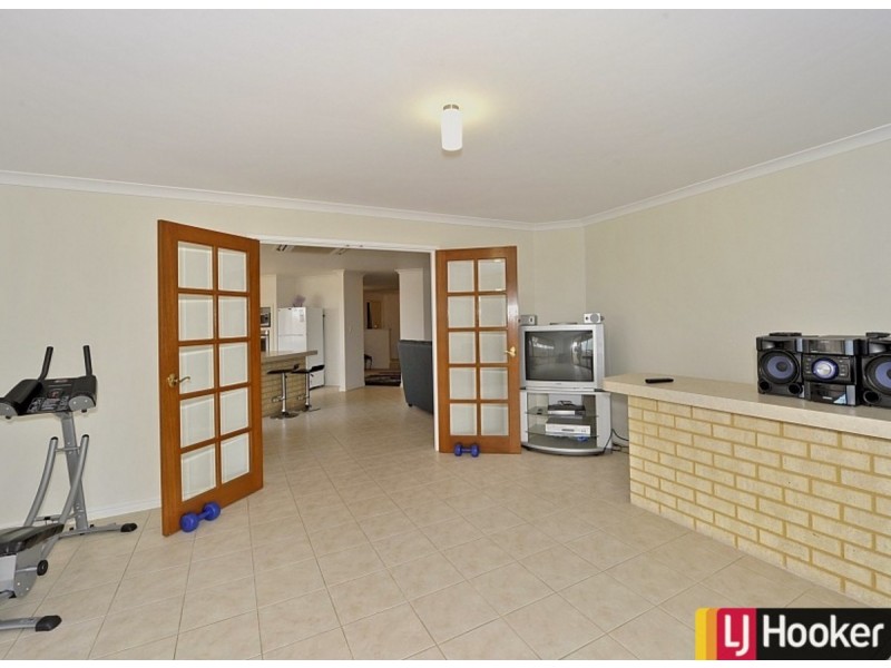 23 Peppertree Close, Wannanup WA 6210
