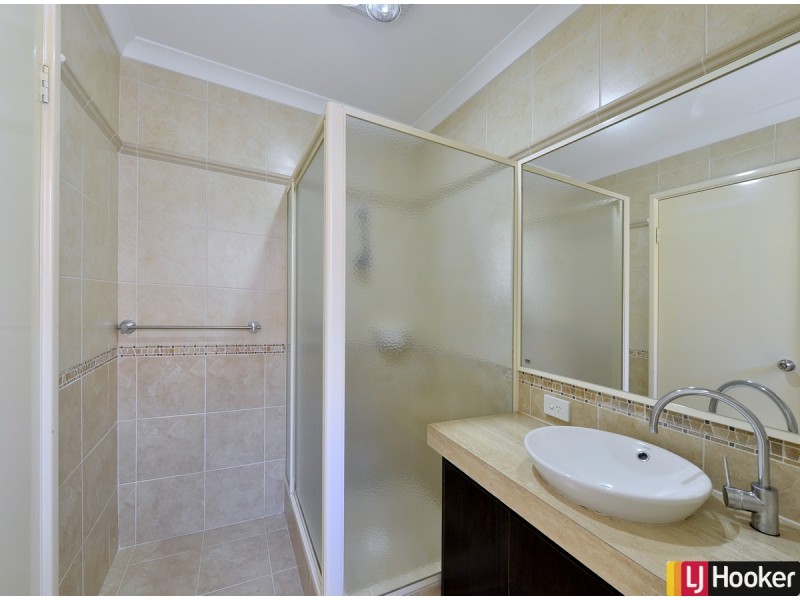 15 Alba Pass, Halls Head WA 6210
