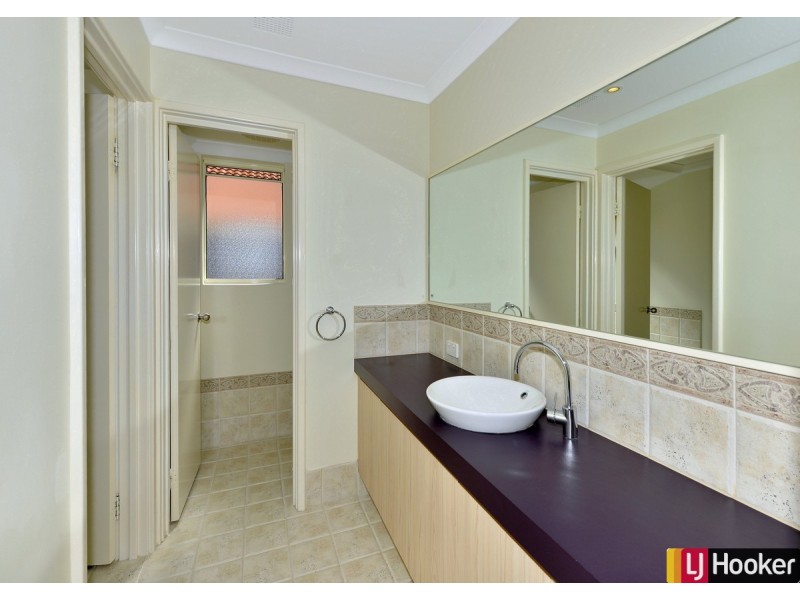 15 Alba Pass, Halls Head WA 6210
