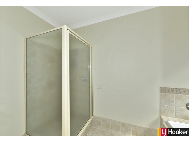 15 Alba Pass, Halls Head WA 6210
