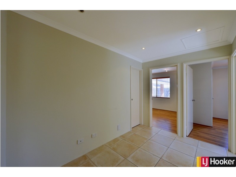 15 Alba Pass, Halls Head WA 6210