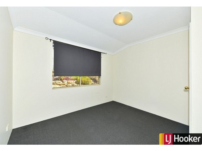 4 Selloa Court, Halls Head WA 6210
