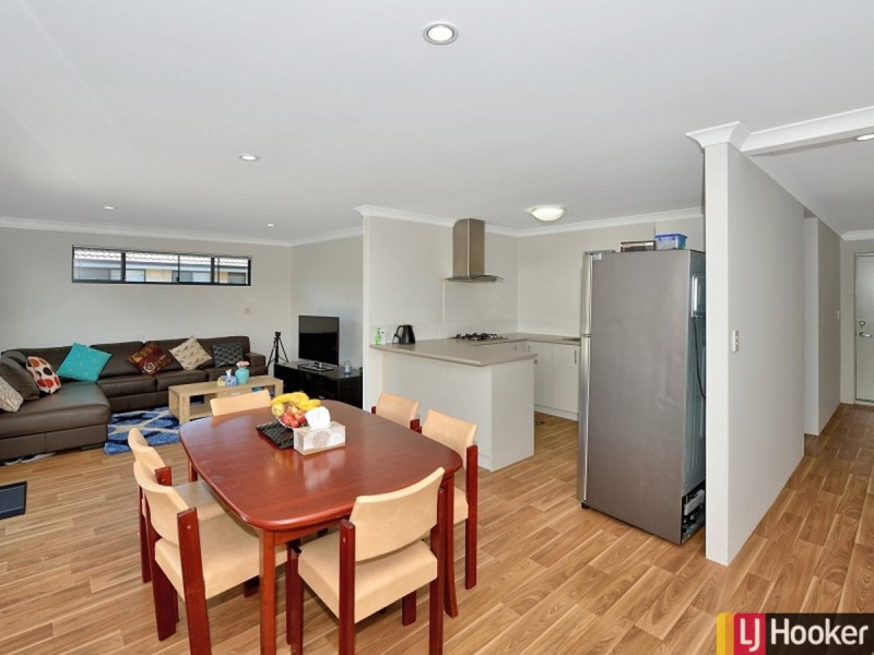 4/21 Fourth Avenue, Mandurah WA 6210