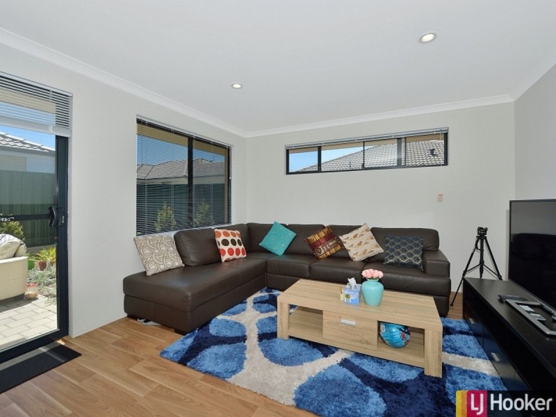 4/21 Fourth Avenue, Mandurah WA 6210