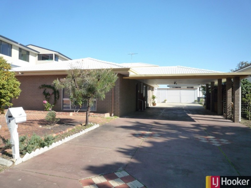 6 Armstrong Street, Halls Head WA 6210