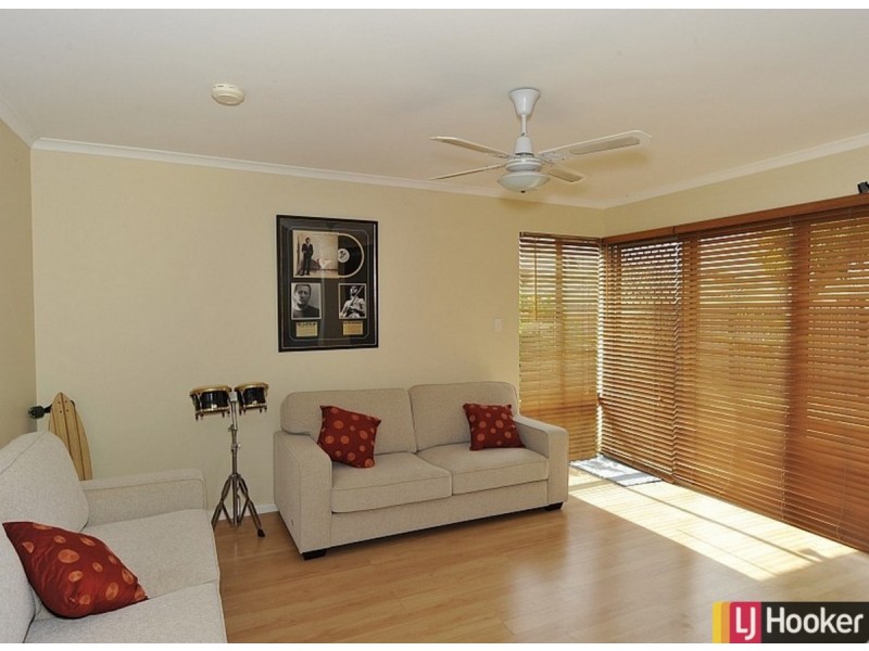 12 Seawind Drive, Silver Sands WA 6210