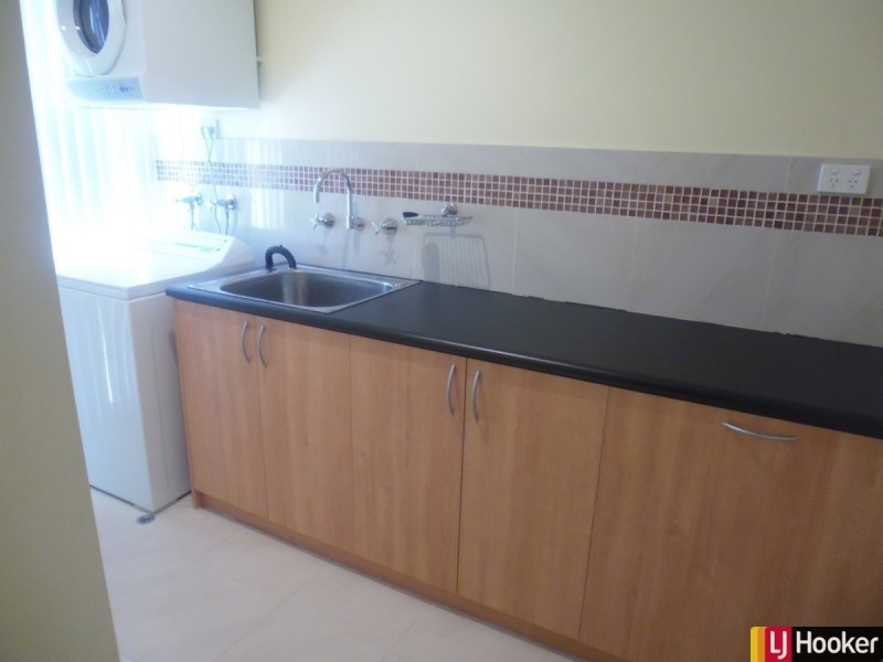 20 Tasman Loop, Dudley Park WA 6210