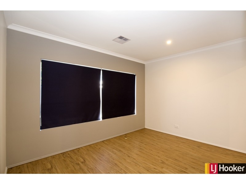 11B Loxton Street, Dudley Park WA 6210