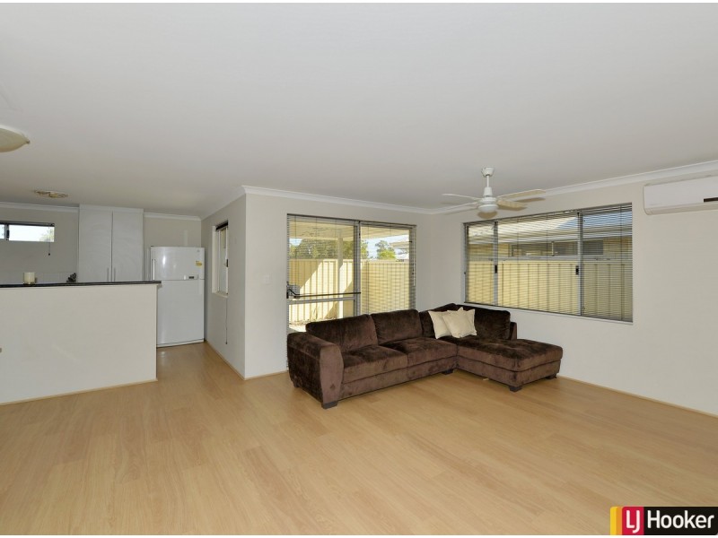 63 Leisure Way, Halls Head WA 6210