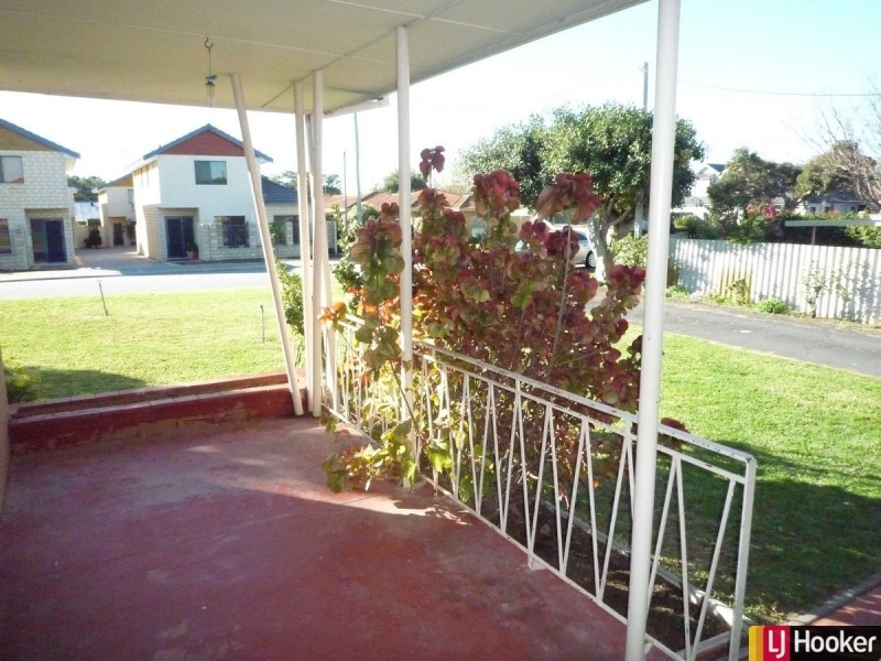 51 Davey Street, Mandurah WA 6210