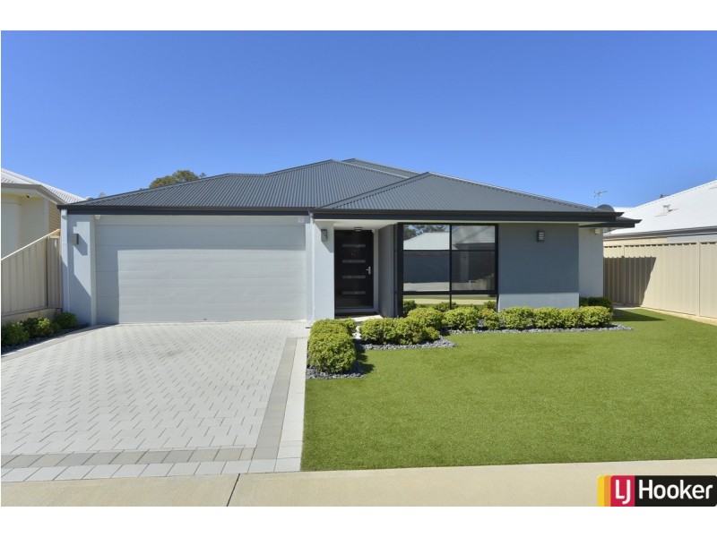 4 Dearwood Glade, Meadow Springs WA 6210