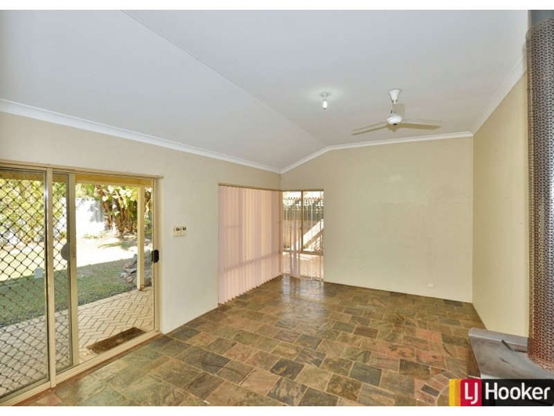 25 Balranald Street, Dudley Park WA 6210