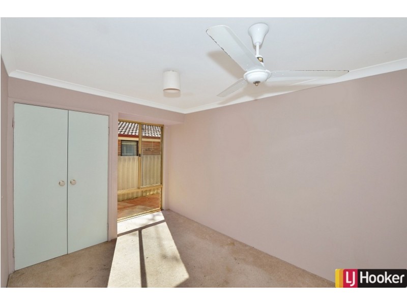 25 Balranald Street, Dudley Park WA 6210