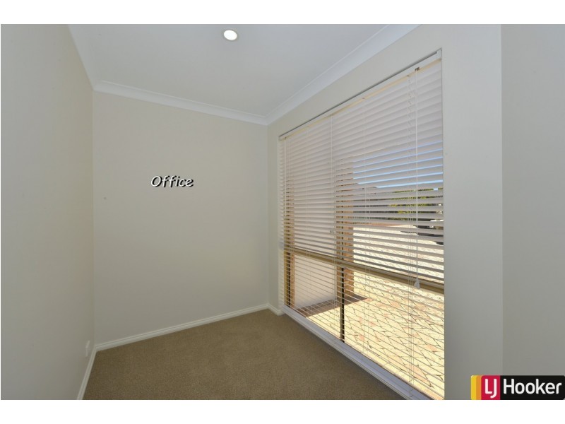 57 Blackwood Parade, Dudley Park WA 6210