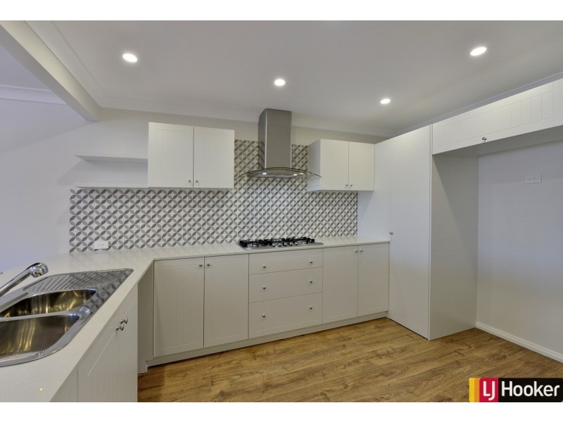 57 Blackwood Parade, Dudley Park WA 6210