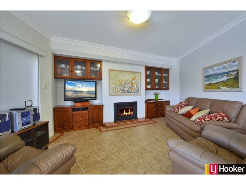 7 Aztec Island Retreat, Halls Head WA 6210