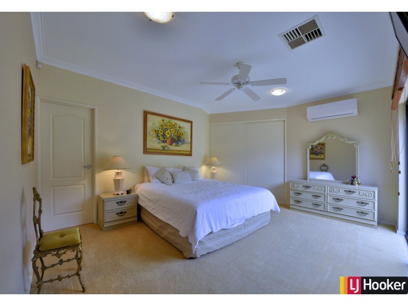 7 Aztec Island Retreat, Halls Head WA 6210