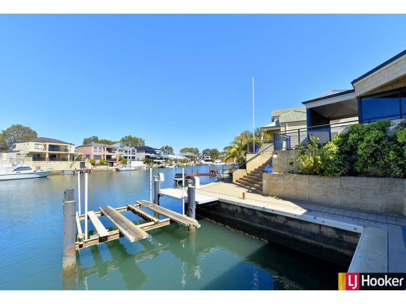 7 Aztec Island Retreat, Halls Head WA 6210