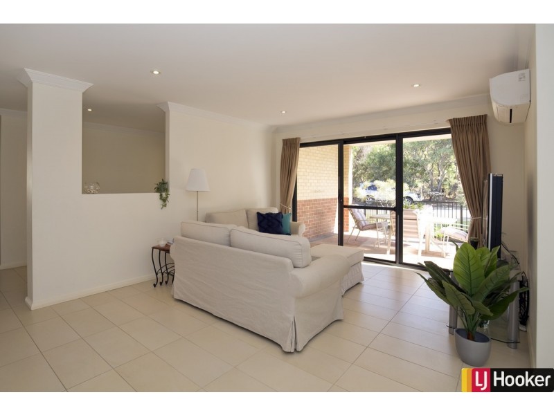 30 Dewar Street, Wannanup WA 6210