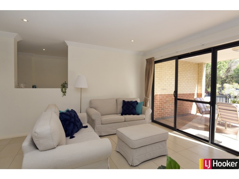 30 Dewar Street, Wannanup WA 6210