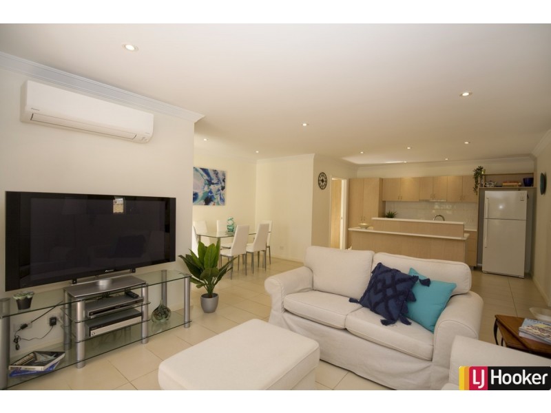 30 Dewar Street, Wannanup WA 6210